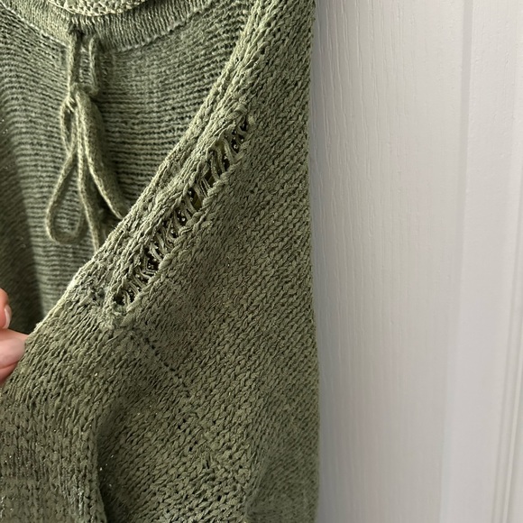 💗5 for $15💗 Knit Green Romper Xenia Boutique OS - Picture 2 of 8